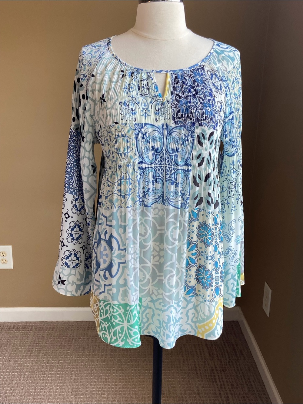 Charlie B Long-Sleeve Scoop Neck Tunic, Medium, Mosaic Mediterranean Boho Euro